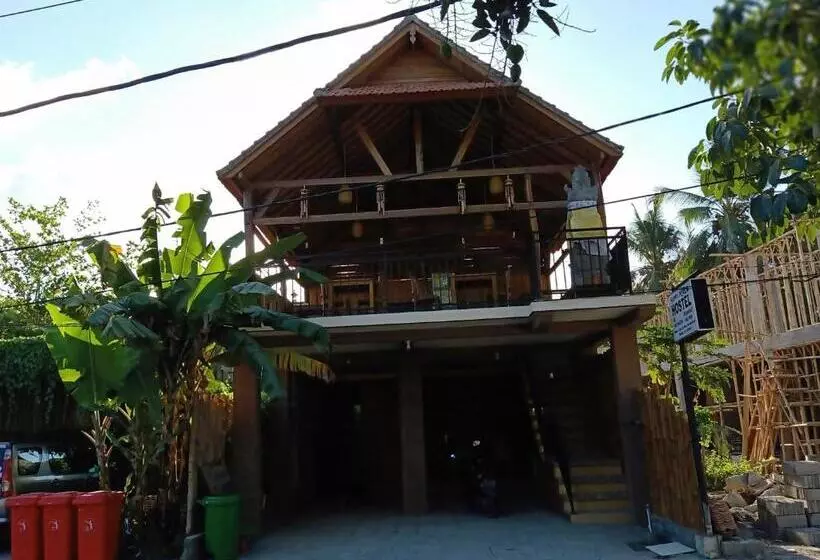Happy Penida Hostel