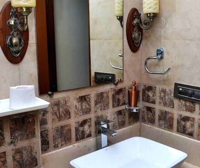 Hotel Ayurvedic Village