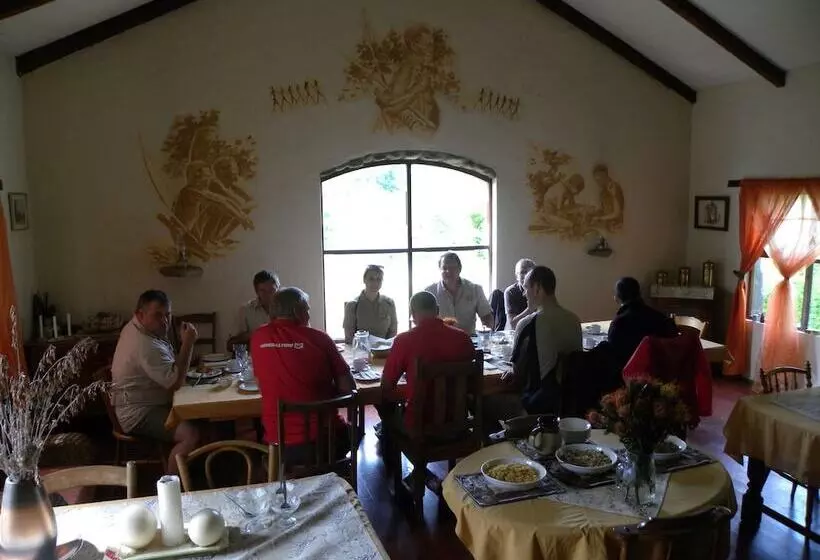 Hotelli Baviaans Lodge