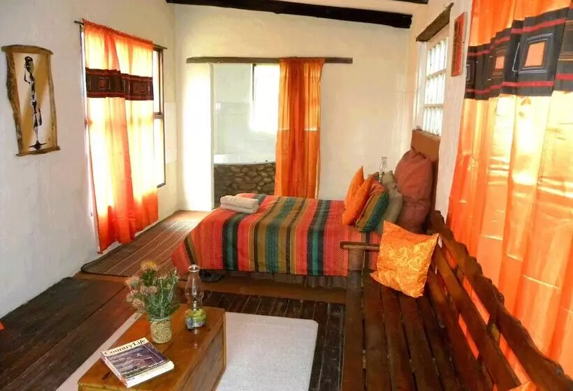 Hotelli Baviaans Lodge