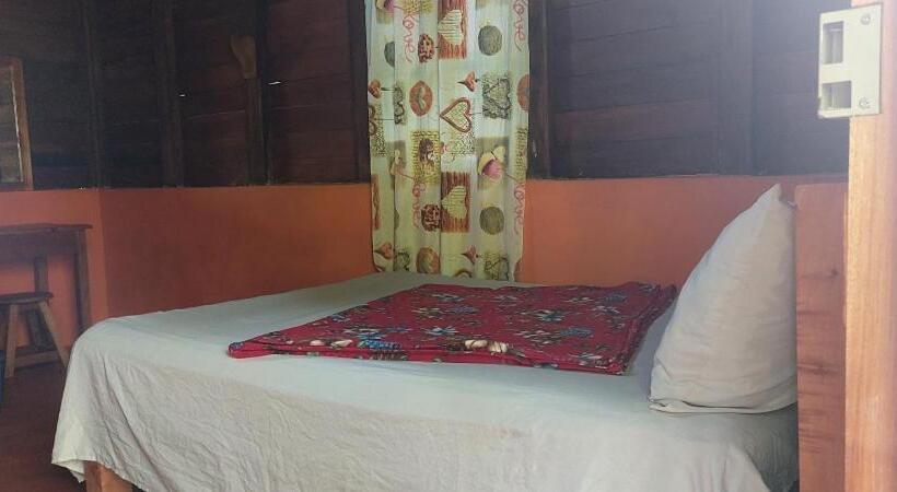 Отель Cabañas Yax Ha