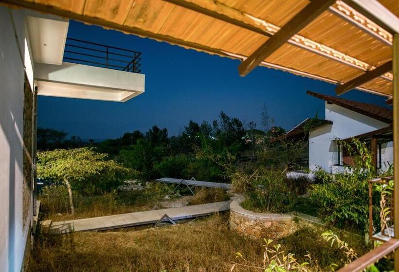 Отель Dhole's Den Bandipur