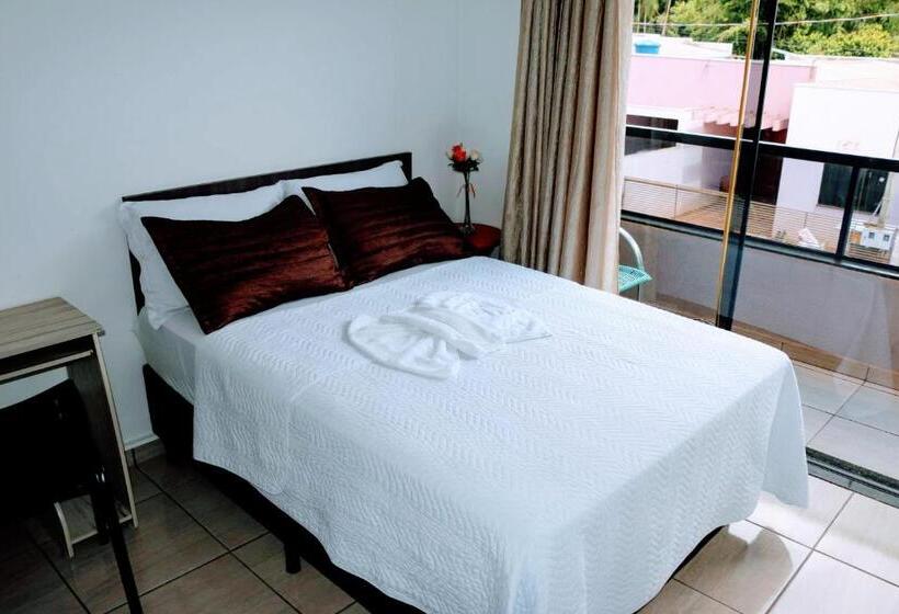 בית מלון כפרי Edinik