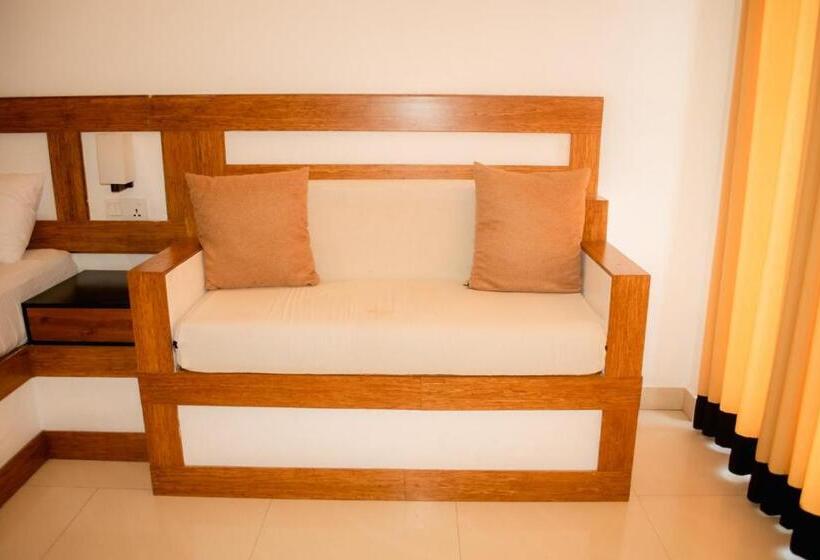 فندق G.m.t.sorabora Village