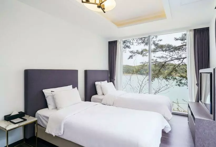 Hotelli Goseong Hansan Marina Resort