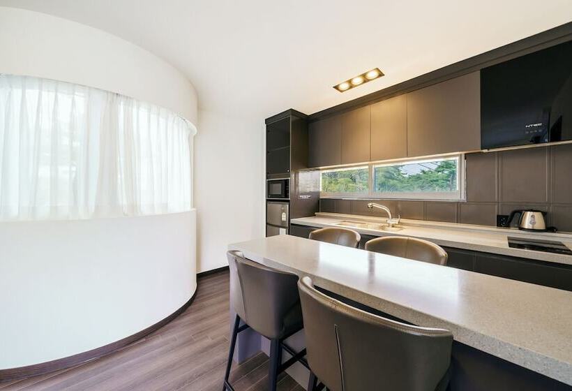 酒店 Goseong Hansan Marina Resort