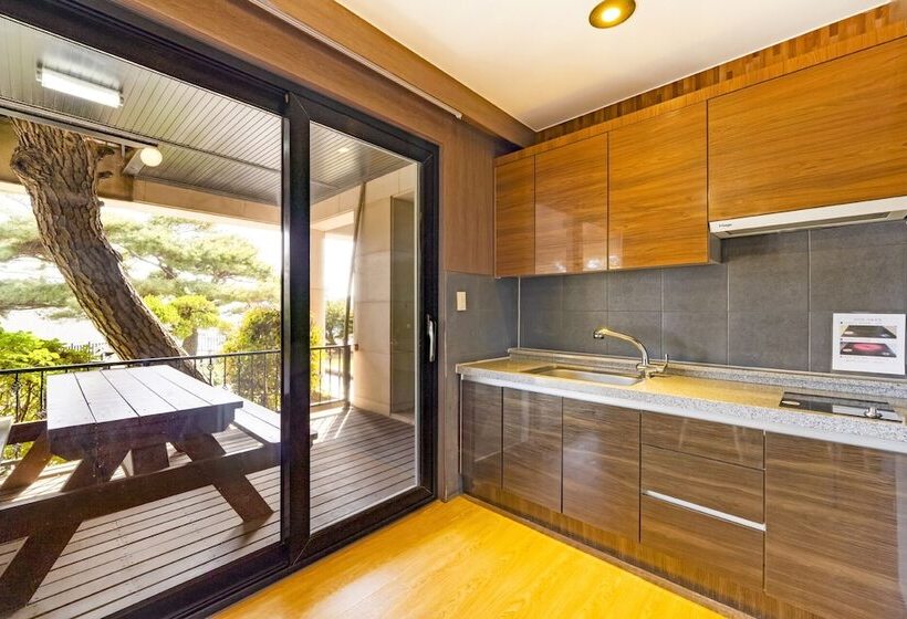 酒店 Goseong Hansan Marina Resort