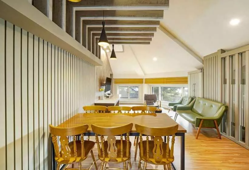 Hotelli Goseong Hansan Marina Resort