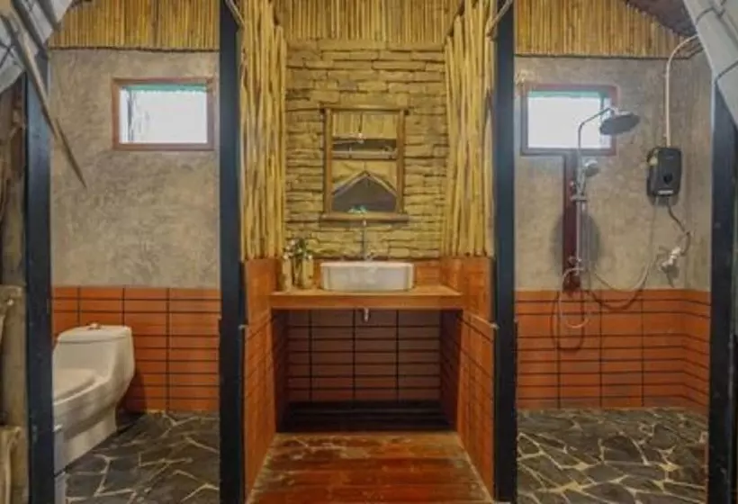 Hotelli Khaosok Boutique Hideaway