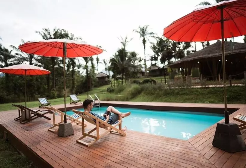 Hotelli Khaosok Boutique Hideaway