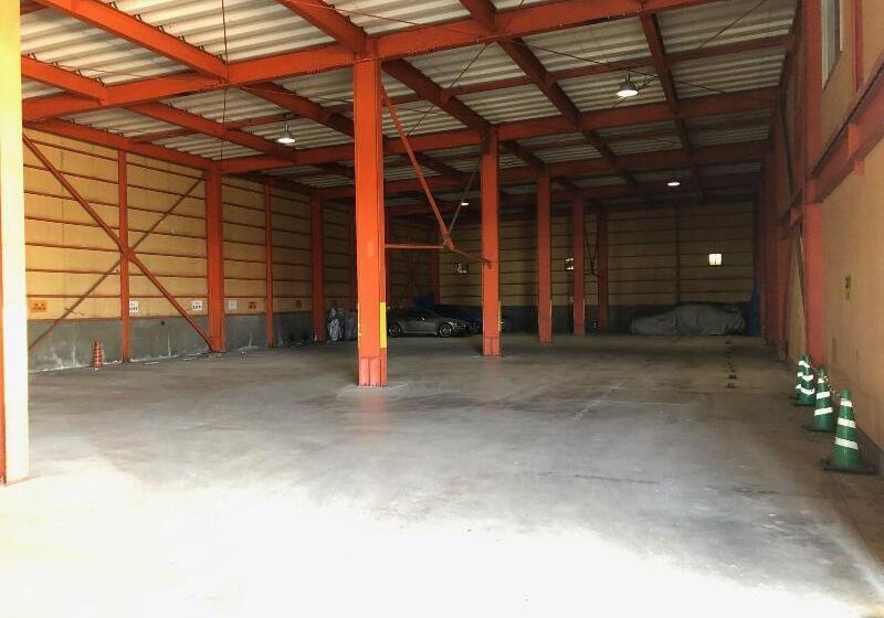 فندق New White House