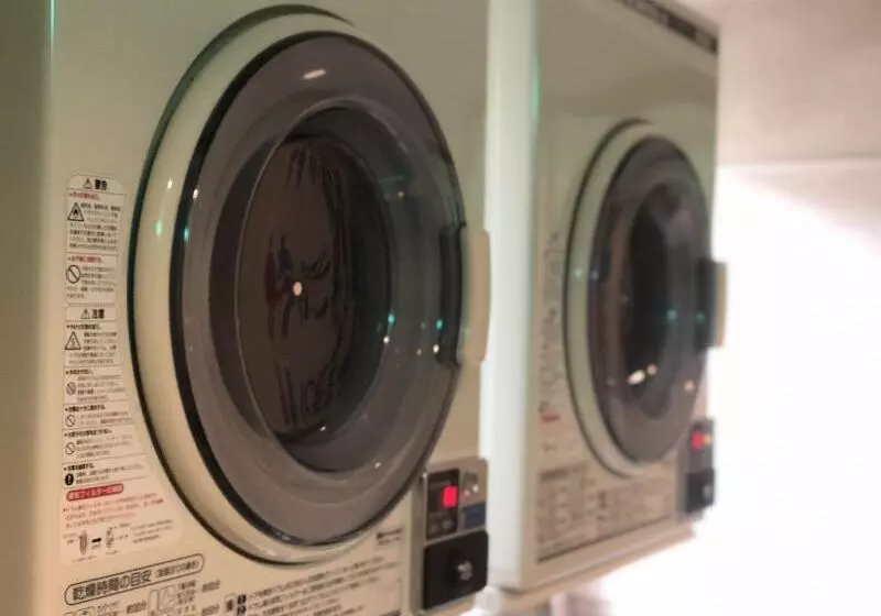 Hotelli New White House