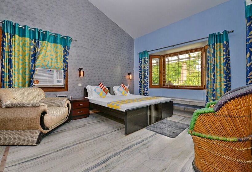 호텔 Oyo Home 16133 2bhk Luxury Farmhouse