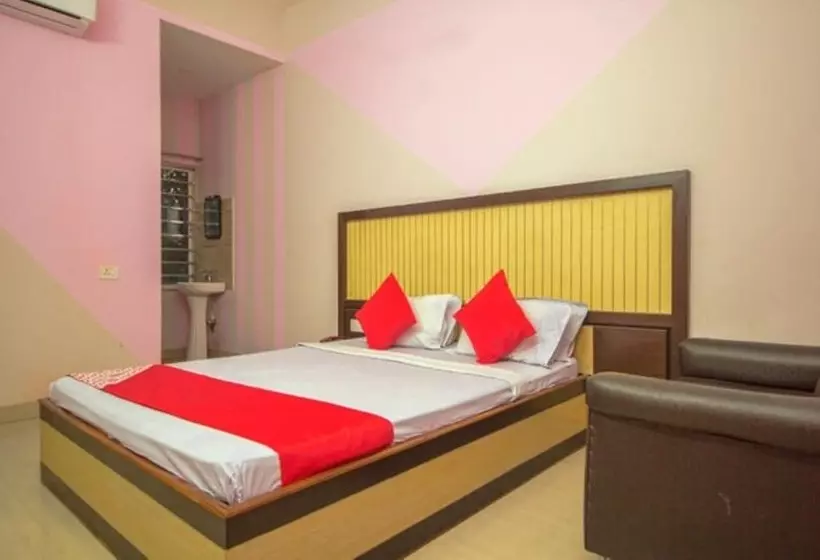 ホテル Panchadeep Bhawan Falakata