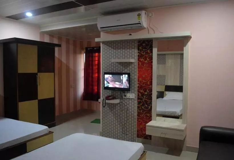 ホテル Panchadeep Bhawan Falakata