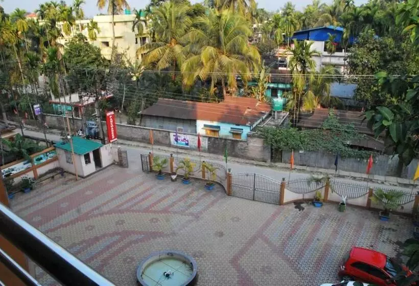 ホテル Panchadeep Bhawan Falakata