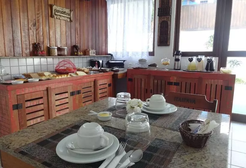 Hotelli Pousada Caminho Do Peró