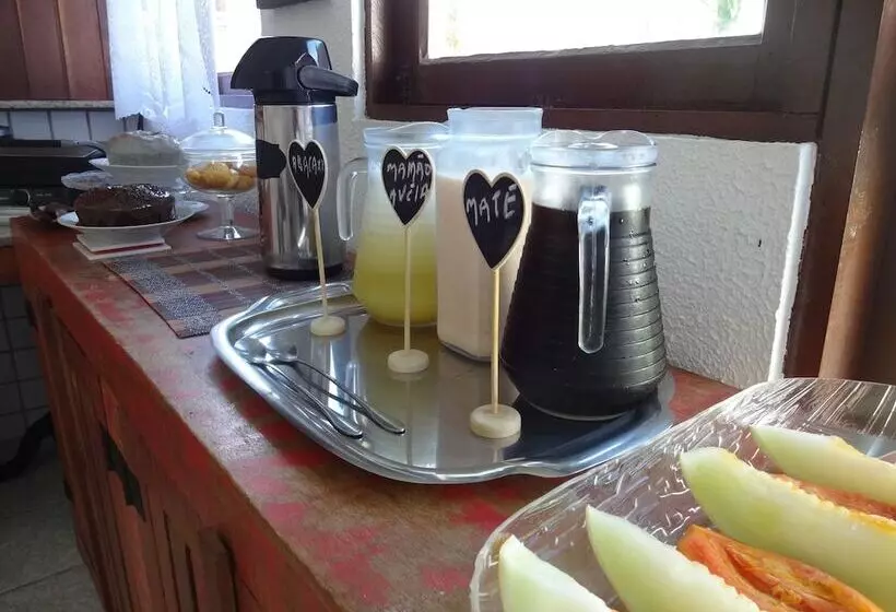 Hotelli Pousada Caminho Do Peró