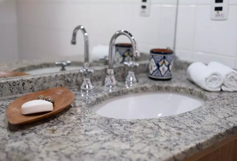 Hotelli Pousada Salve Floresta