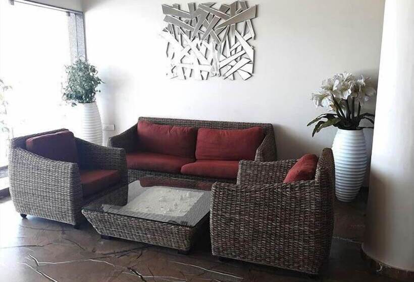 Hotel Prabhu Farms And Resort