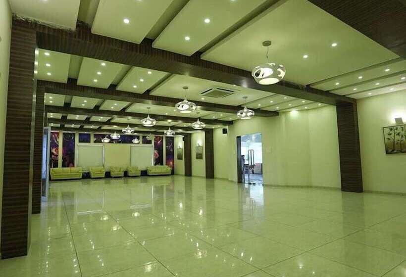 Hotel Prabhu Farms And Resort