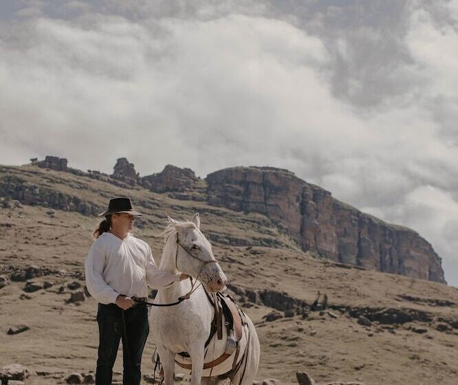 فندق Qambathi Mountain Lodge