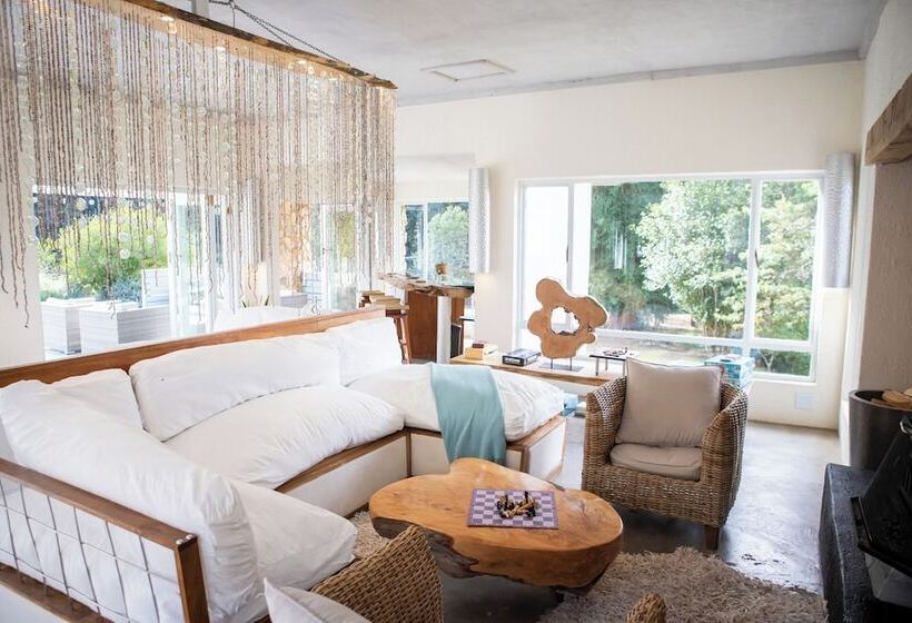 فندق Qambathi Mountain Lodge