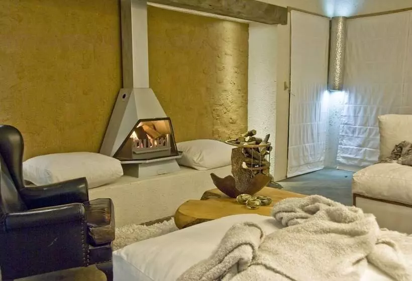 Hotelli Qambathi Mountain Lodge