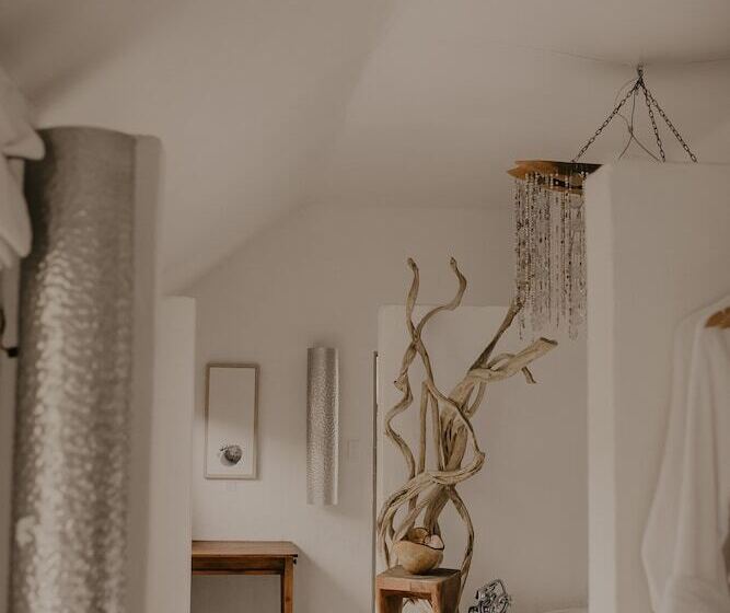 فندق Qambathi Mountain Lodge