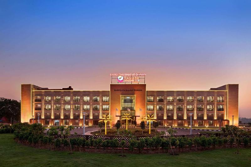 Hotell Ramada Encore By Wyndham Statue Of Unity