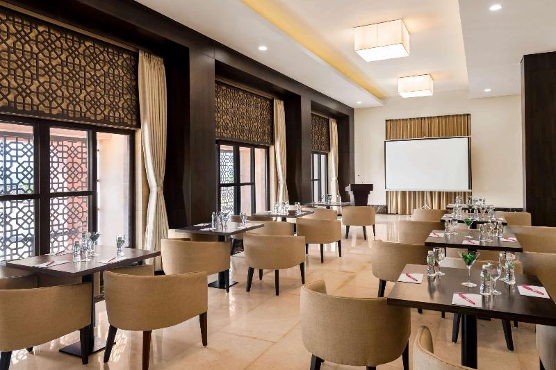 Hotell Ramada Encore By Wyndham Statue Of Unity