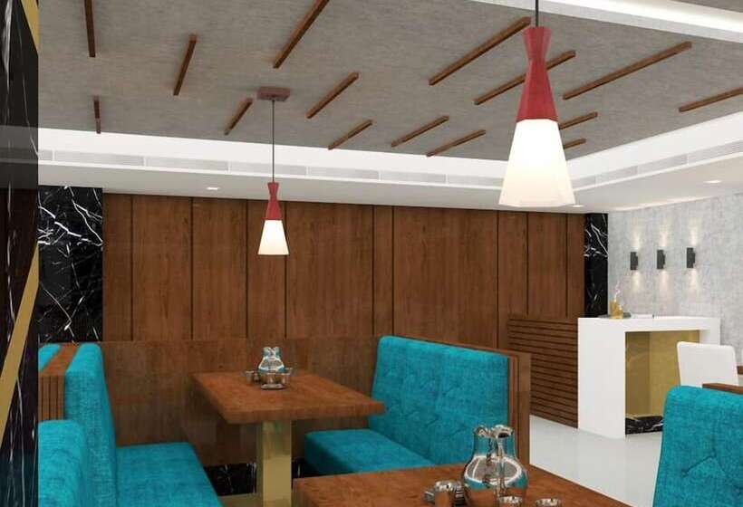 Отель Sri Sri Sri