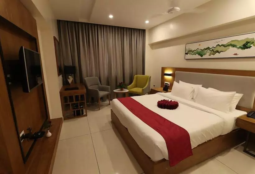 Hotelli Sri Sri Sri