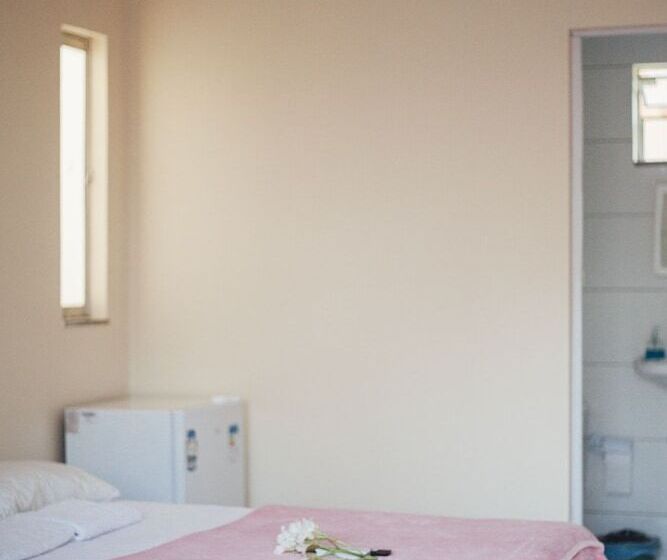 בית מלון כפרי Village Enseada Do Castelo