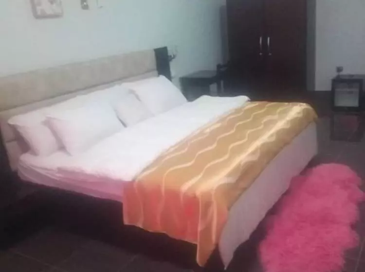 ペンション Ama Serwaa Lodge