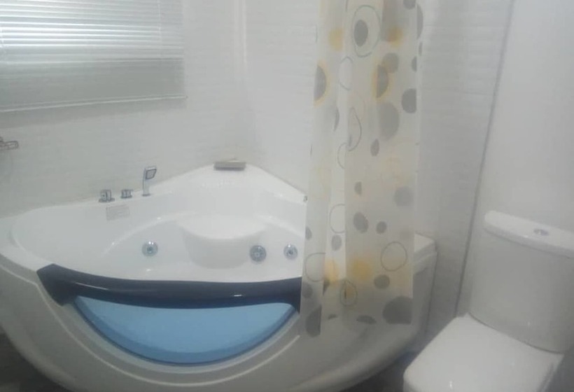 Пансион Ama Serwaa Lodge