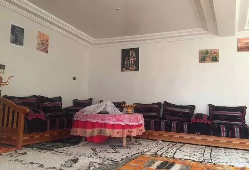 پانسیون Gîte Boukhayou