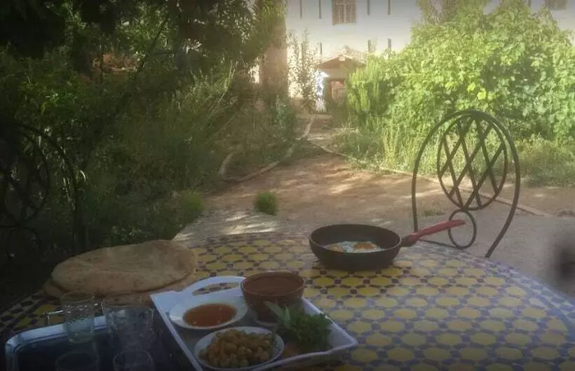پانسیون Gîte Boukhayou