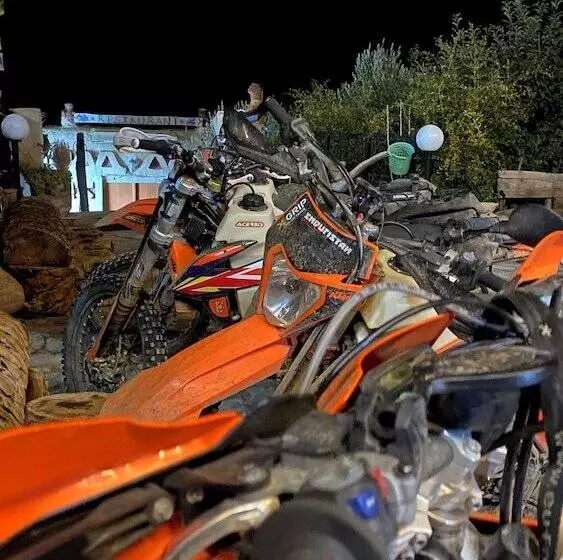 Majatalo Palacio Zaouit Sidi Hamza