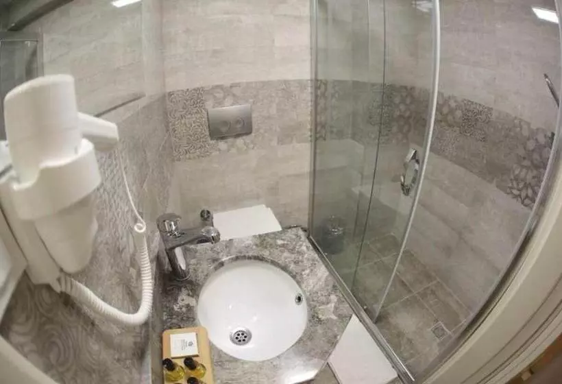 ベッドアンドブレックファースト Arnavutkoy House Airport