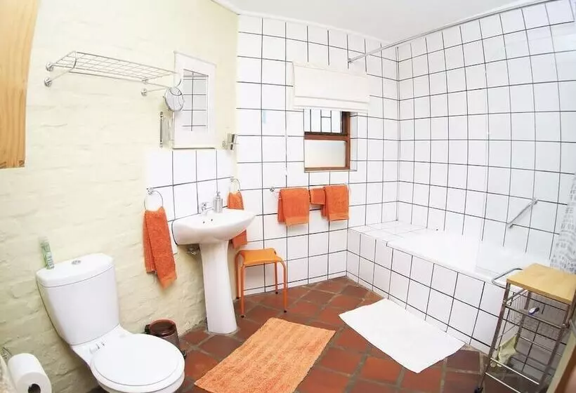 Aamiaismajoitus (B&B) Elly S Place