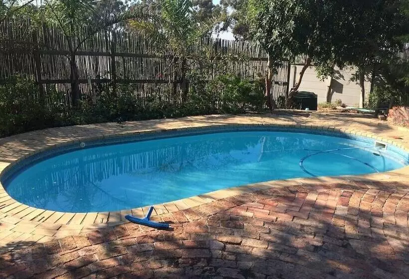 Aamiaismajoitus (B&B) Elly S Place