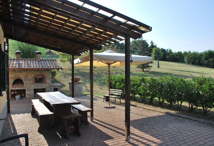 مبيت وإفطار La Casina Di Croxe