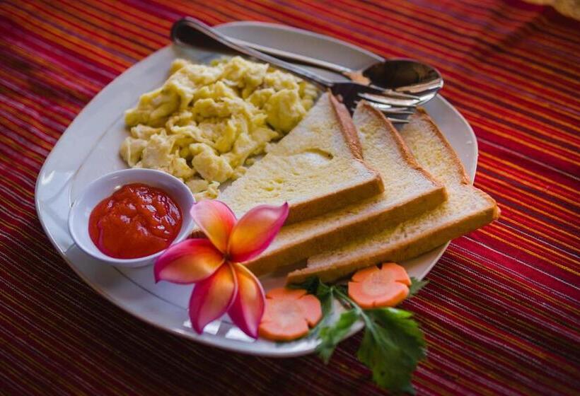 Bed and Breakfast Pi Karya Beach