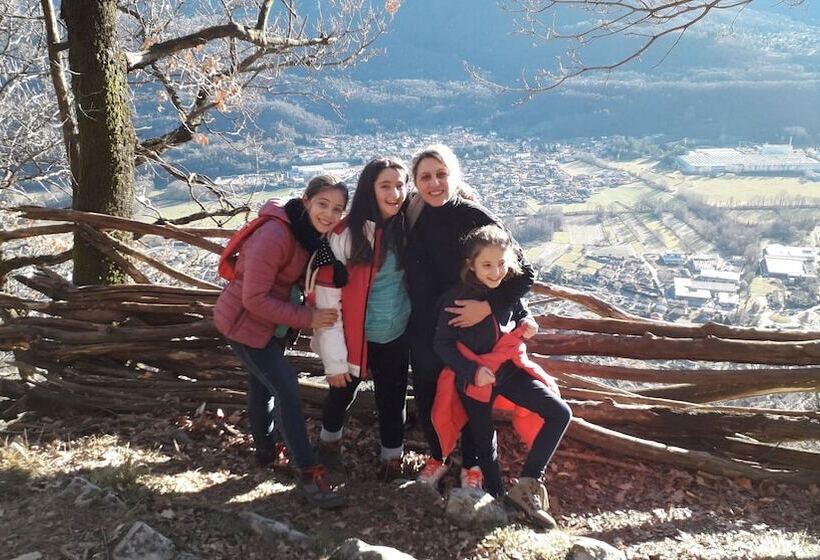 בית מלון כפרי Corona