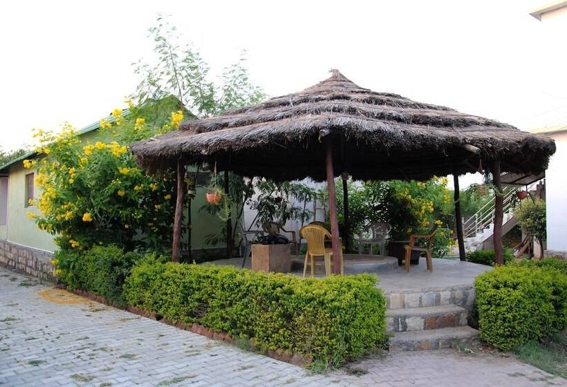 בית מלון כפרי Kraj Tiger Resort