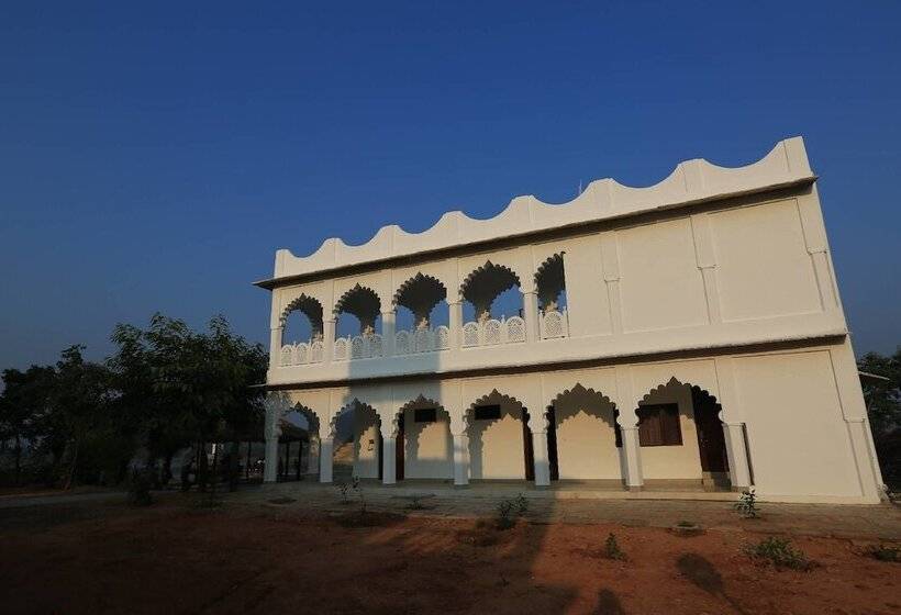 בית מלון כפרי Kraj Tiger Resort