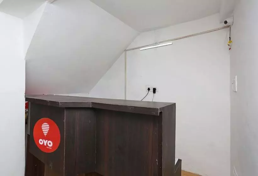 Hotelli Lake City By Oyo Rooms