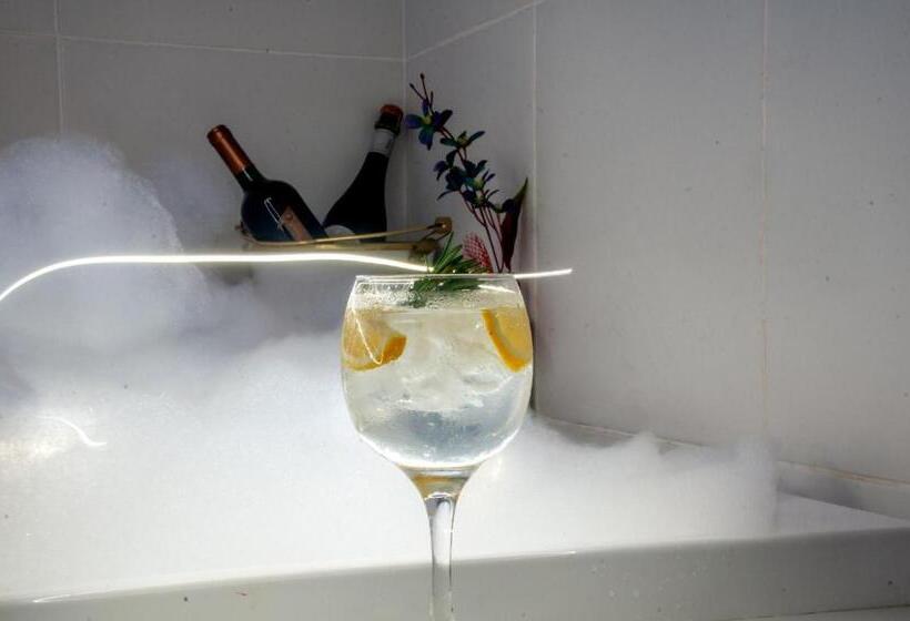 Отель Murano Center