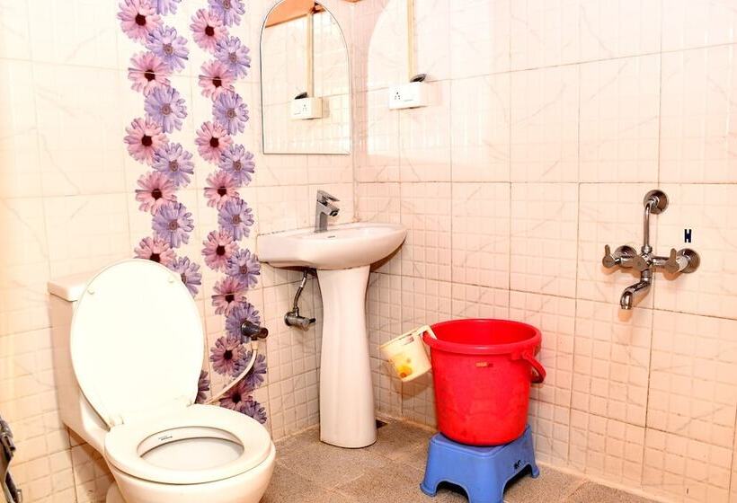 هتل Prashanti Resort